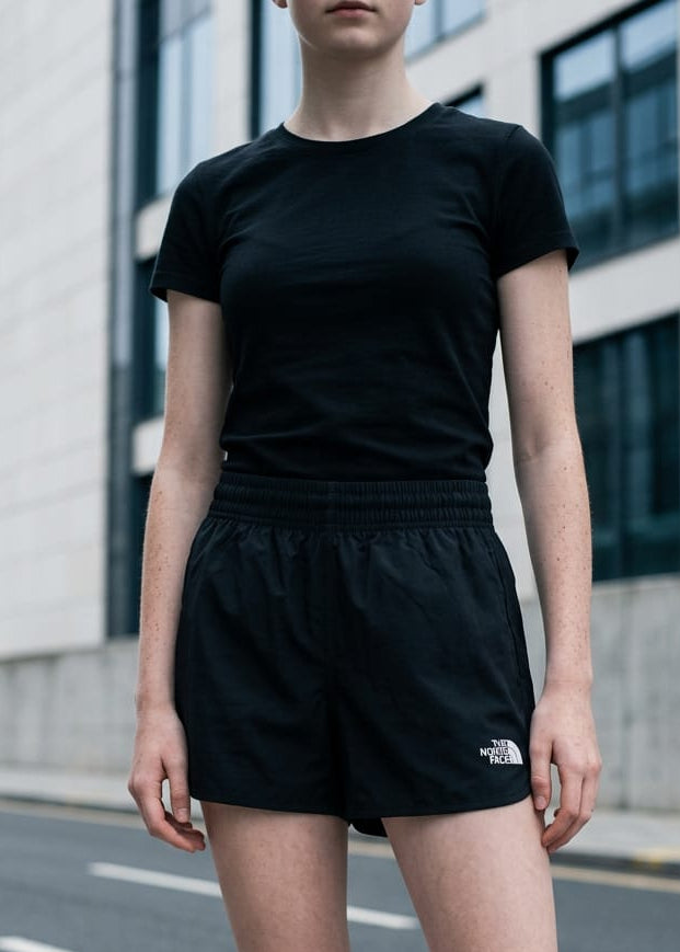 Shorts Donna The North Face Neri | Velvora