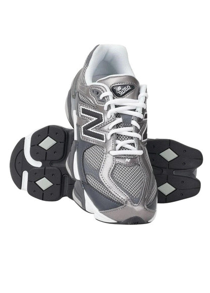 Sneakers Donna New Balance Grigie con Lacci