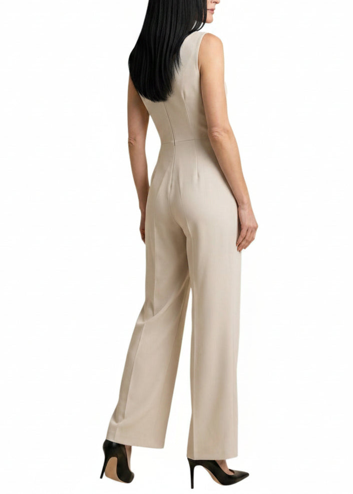 Tuta Donna Artigli Beige Smanicata con Scollo a V