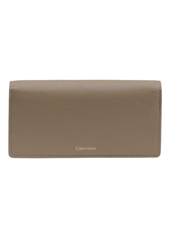 Portafogli Donna Calvin Klein Beige in Pelle