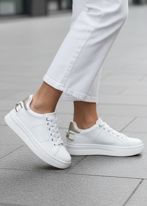 Sneakers Donna Guess Bianche e Nere con Lacci